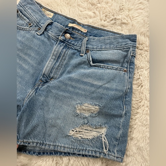 Levi’s 80s mom shorts - Picture 4 of 5